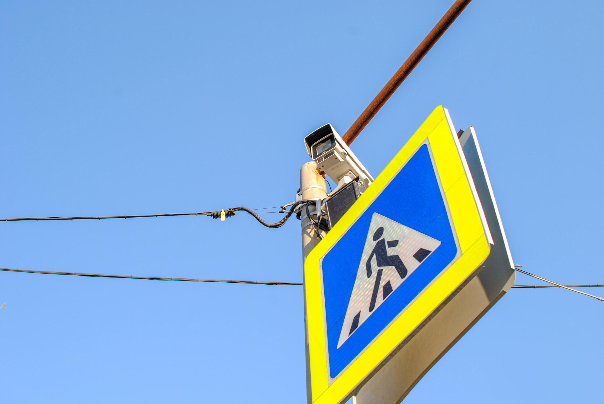 Полицейский назвал способ, который поможет сделать машину невидимой для камер ГАИ