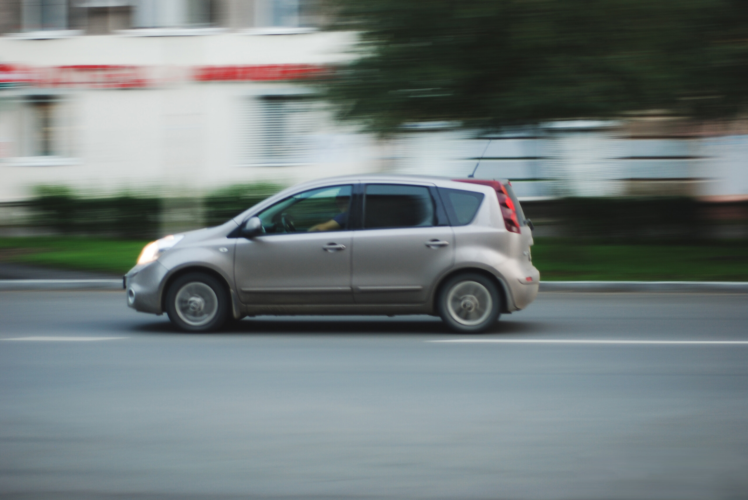 Водителям напомнили, как очень просто избавиться от гула летней резины