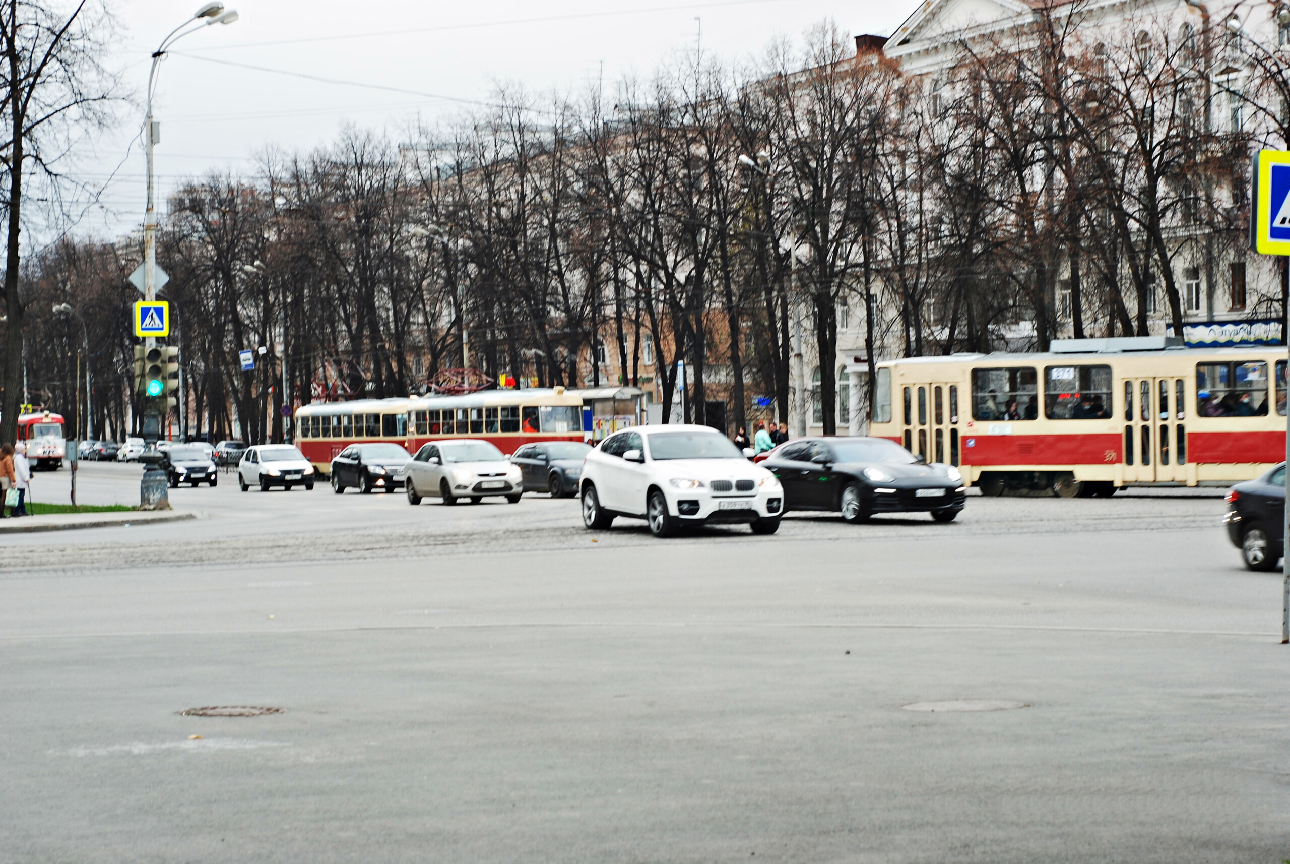 Китайские подержанные авто хлынули в Россию: прибыль с каждой машины до $1500