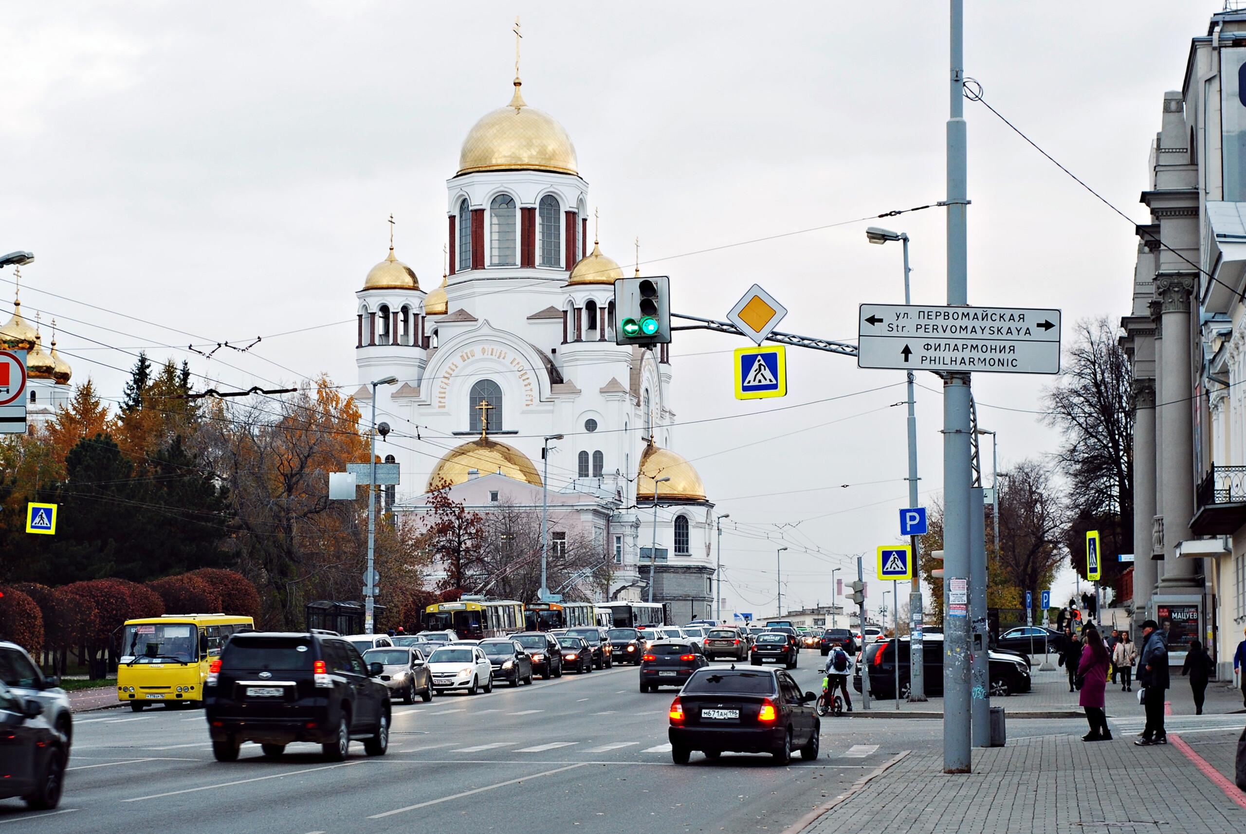 Мошенники освоили «подставные угоны» и фальшивые ДТП: МВД раскрывает новые схемы обмана с ОСАГО