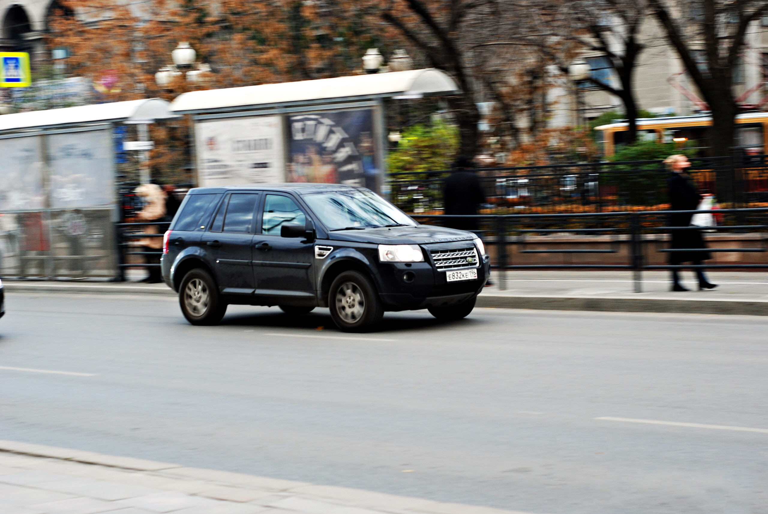Инструктор рассказал, когда лучше выбирать машину с 4WD, а когда — с AWD
