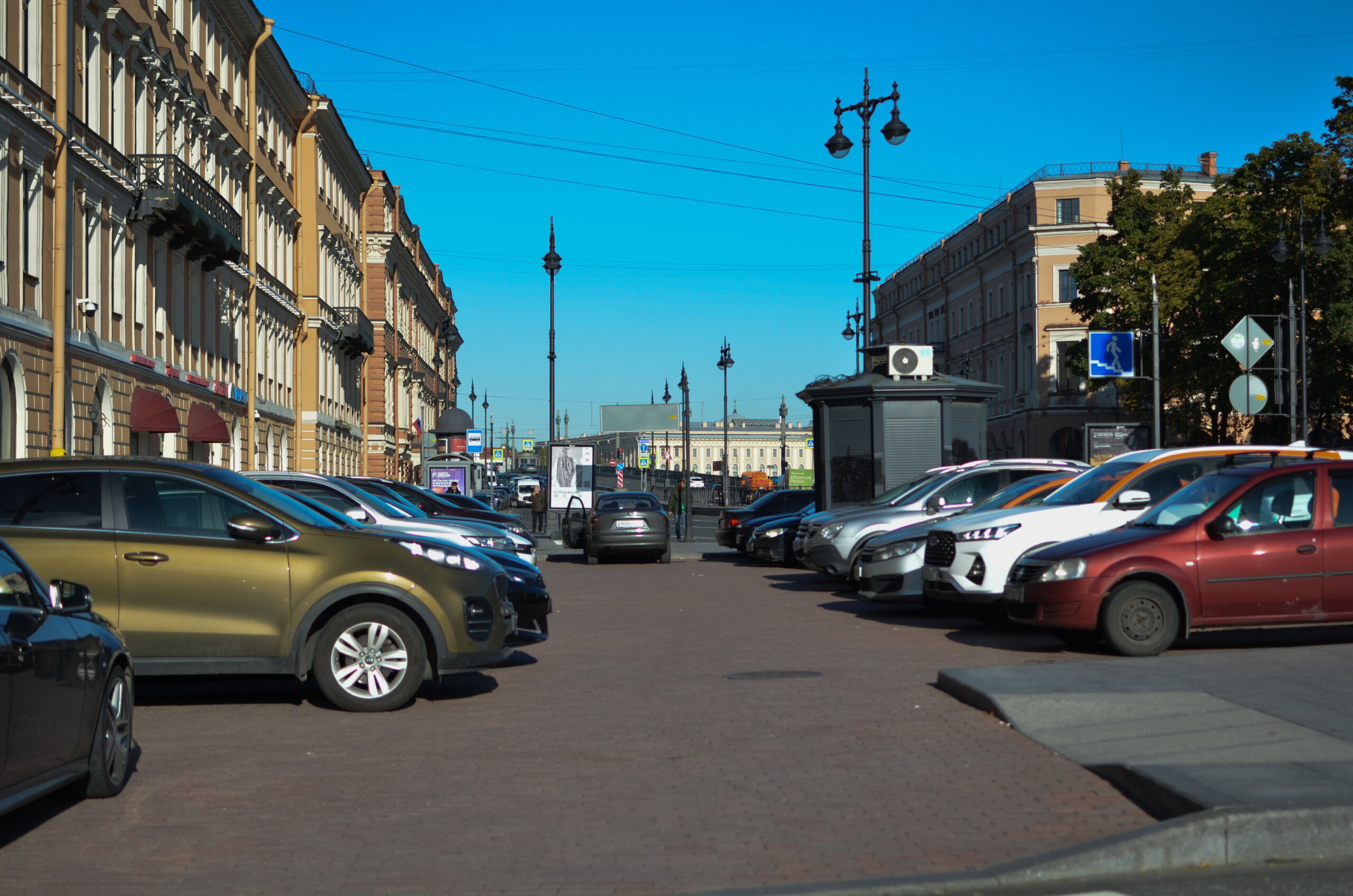 ТОП главных ошибок при парковке авто, которые допускает почти каждый водитель