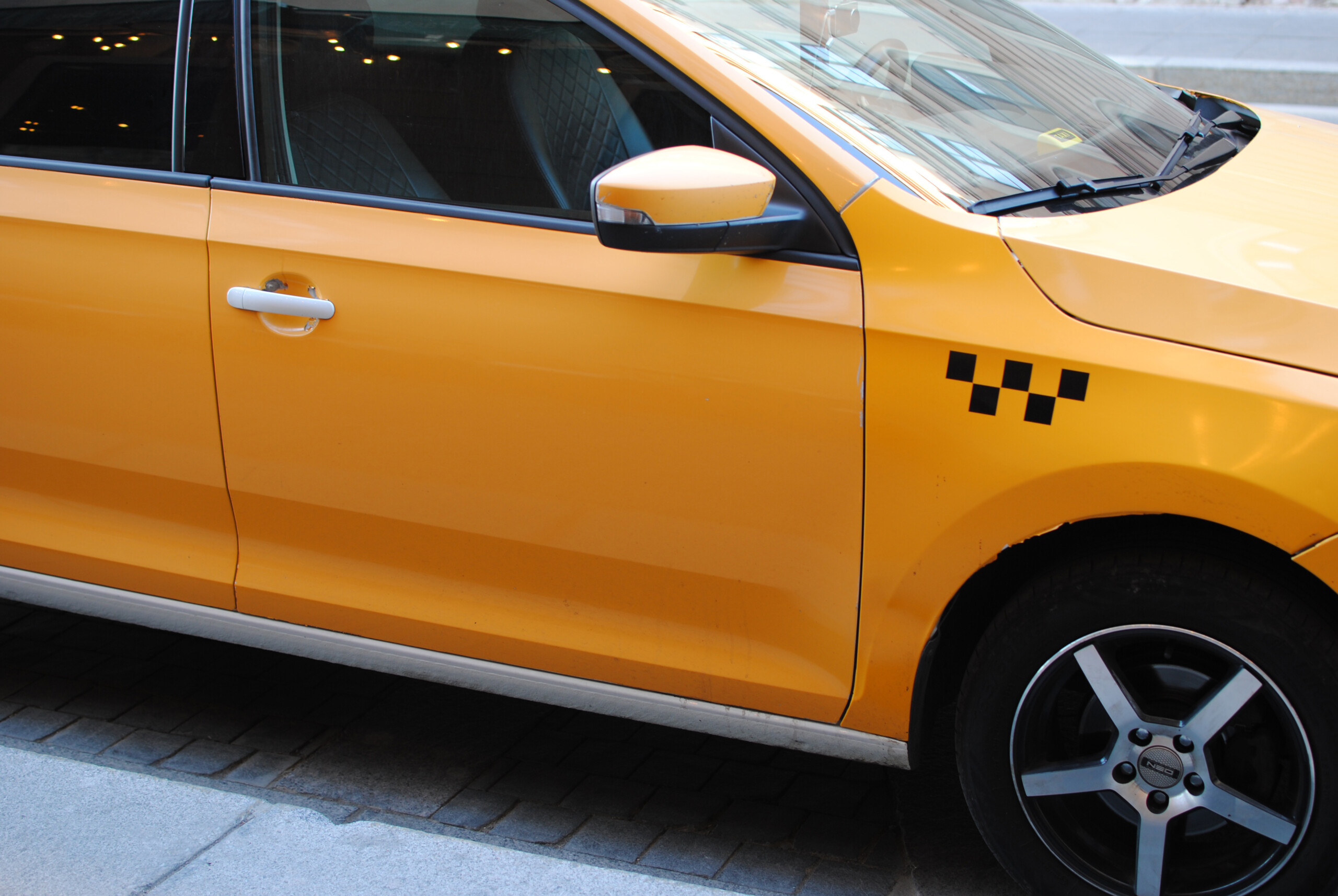 Такси по-новому: LADA, «Москвич», Haval и Solaris готовят прорыв в списке разрешённых моделей