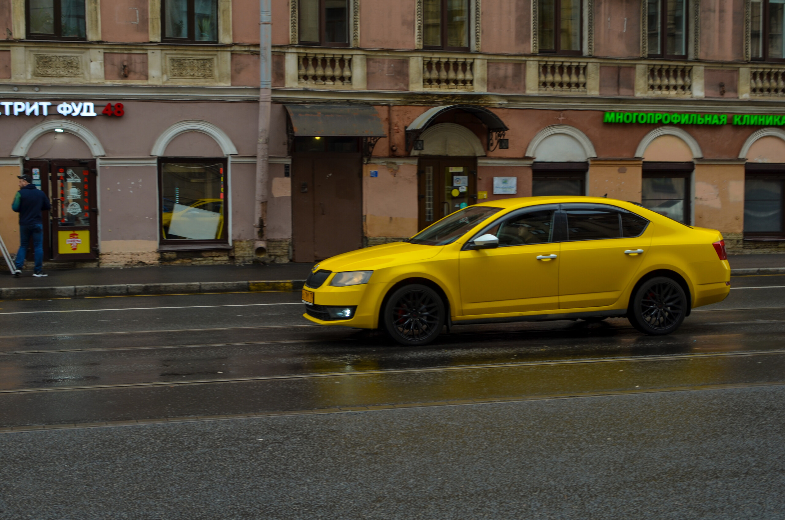 Почему опытные водители опасаются покупать машину, которая использовалась в такси