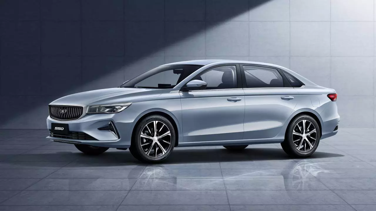 Белорусский Belgee S50 выходит на рынок: копия Geely Emgrand станет дешевле на 150 тысяч рублей