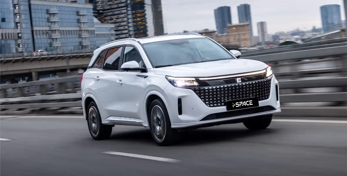 «Завод «Моторинвест» в Липецке удвоит выпуск Evolute: в 2026 году с конвейера сойдет 8000 электрокаров»