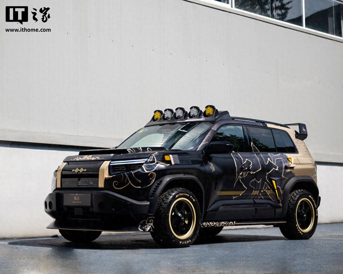 BYD показал лимитированный кроссовер Leopard Titanium 3 в стиле «Black Myth: Wukong» с золотым декором для China Joy