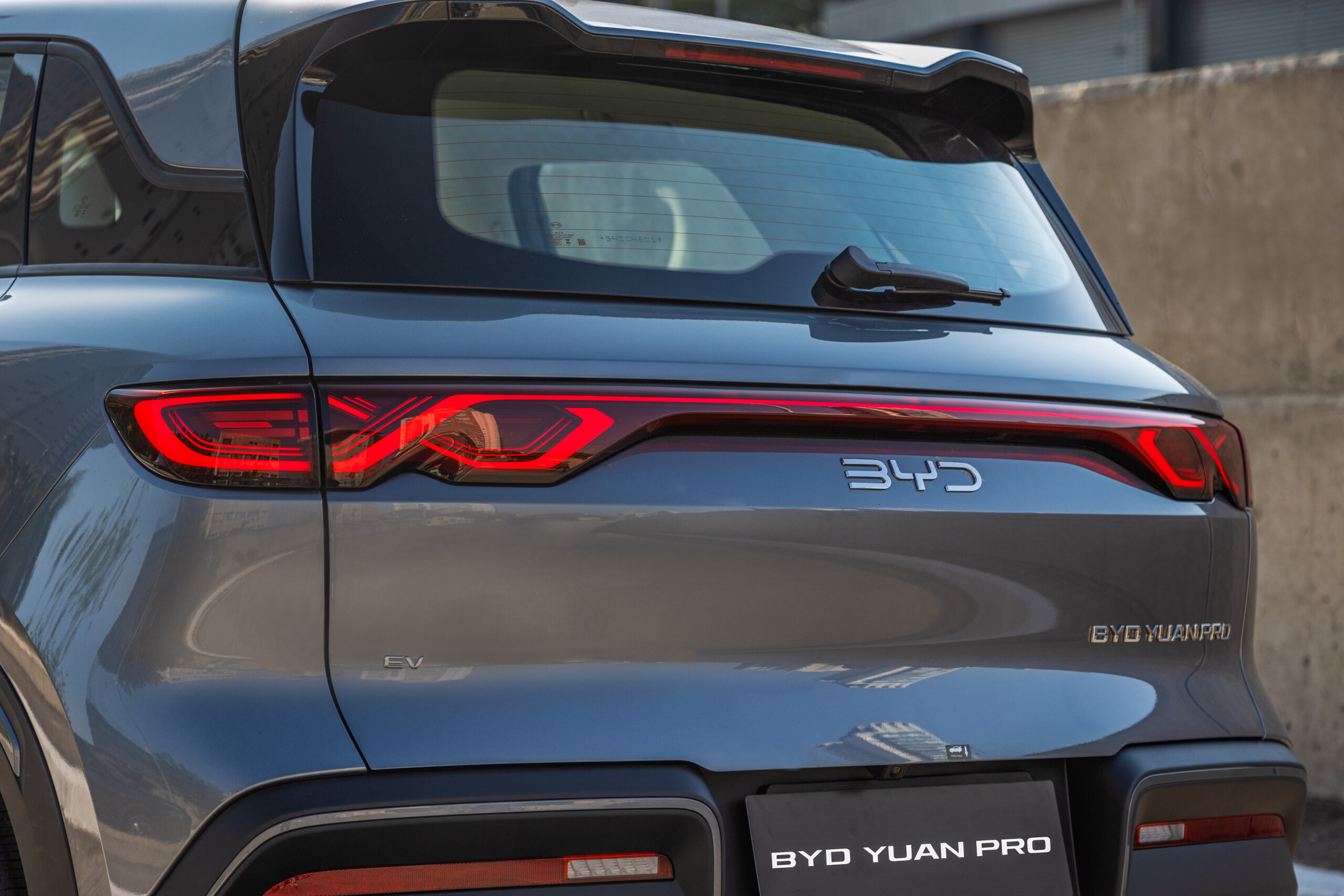 BYD защитит всех владельцев: «умная парковка» теперь без ограничений и доплат после крупнейшей OTA