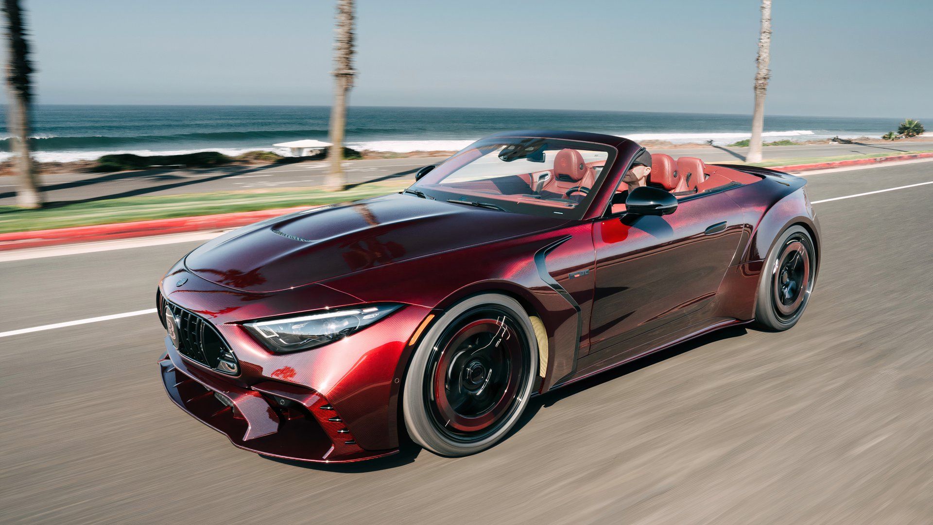 Brabus шокировал Монтерей: 1000-сильный SL Rocket и ультра-роскошный Cullinan за $900 тысяч