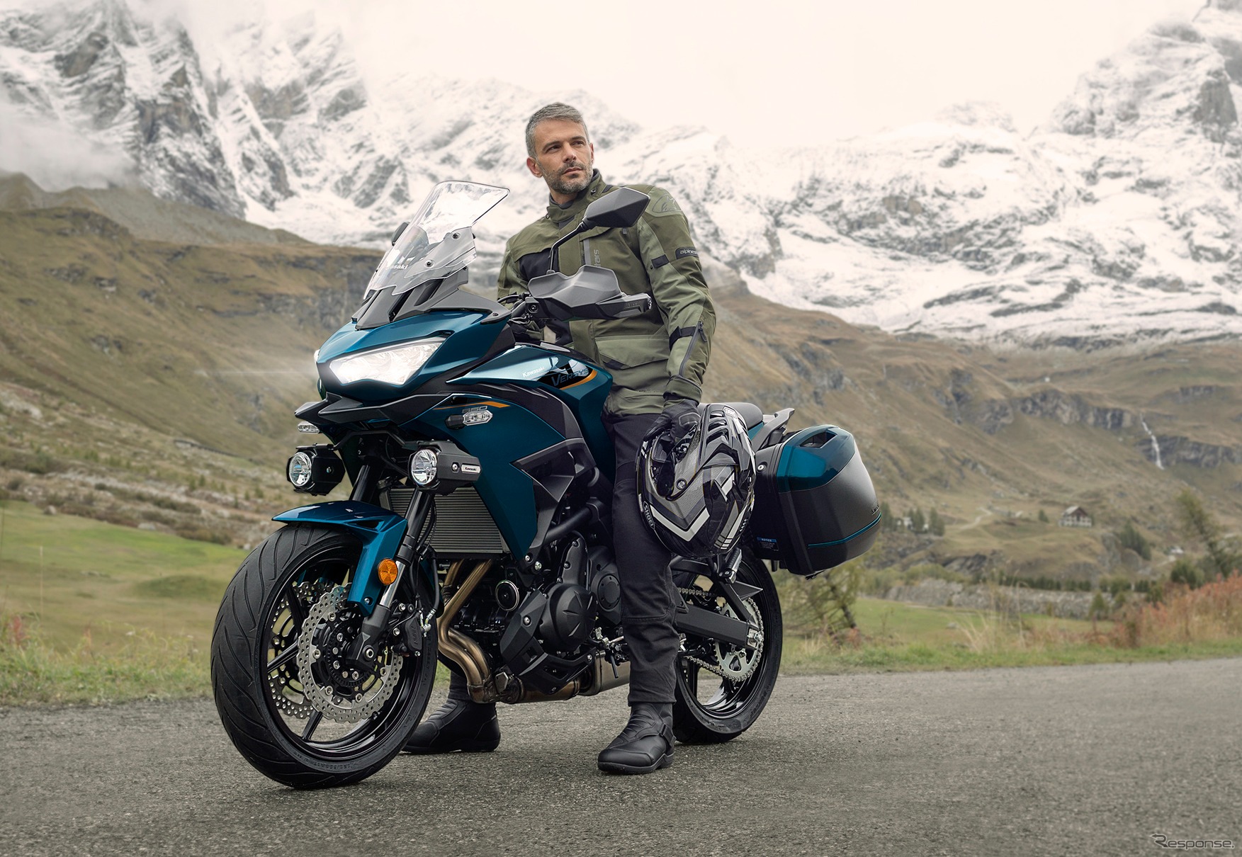 Kawasaki Versys 650 2026: новый цвет, голосовое управление и навигация для приключений