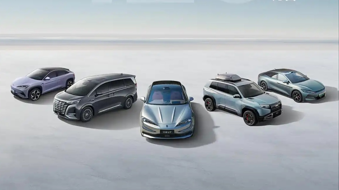 BYD установил рекорд: 87% всех авто с ассистентом вождения в Китае — их, а «Глаз Бога» разошёлся миллионными тиражами