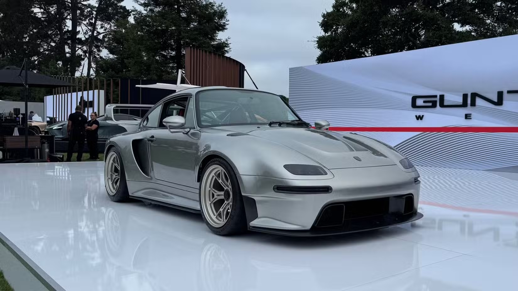 Gunther Werks F-26: 1000-сильный Porsche-истребитель с ностальгией по Slantnose и кузовом из карбона