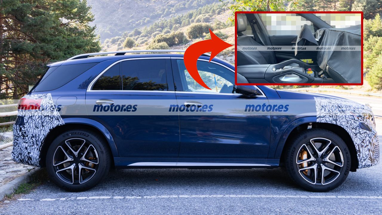 Mercedes-AMG GLE 63 2026 впервые показал двойные «звезды» и обновленный салон на «шпионских» фото