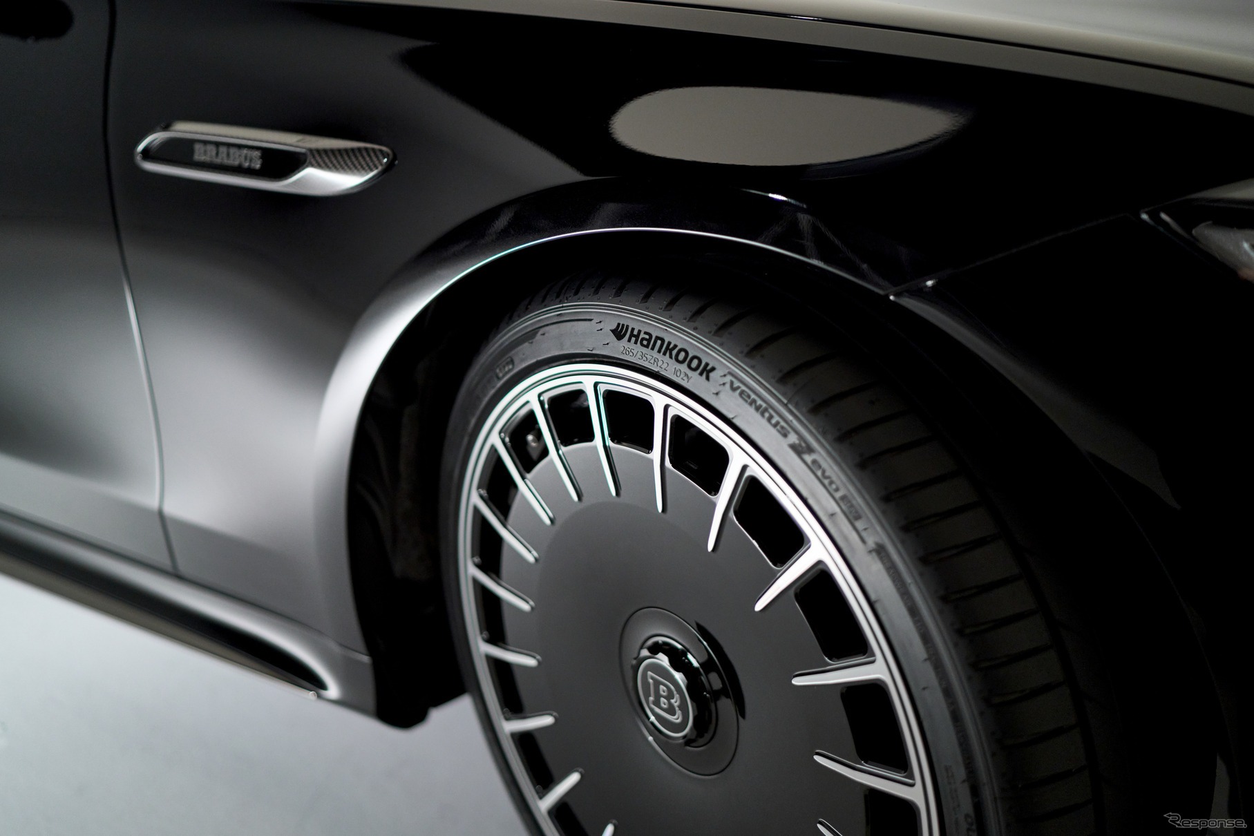 Hankook отмечает 20 лет на рынке Европы: шины с ИИ и «волнообразным» протектором стали эталоном для дождливого лета