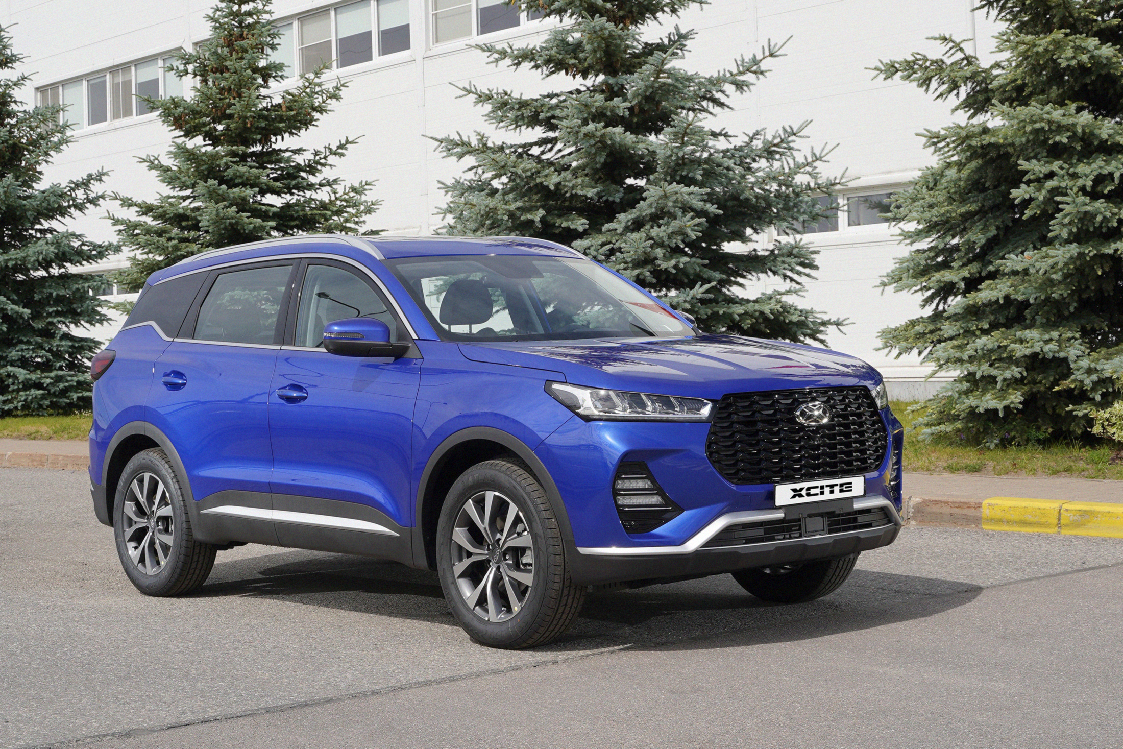 XCITE снова бьёт рекорды: продажи X-Cross 7 и X-Cross 8 взлетели на 160% благодаря щедрым скидкам