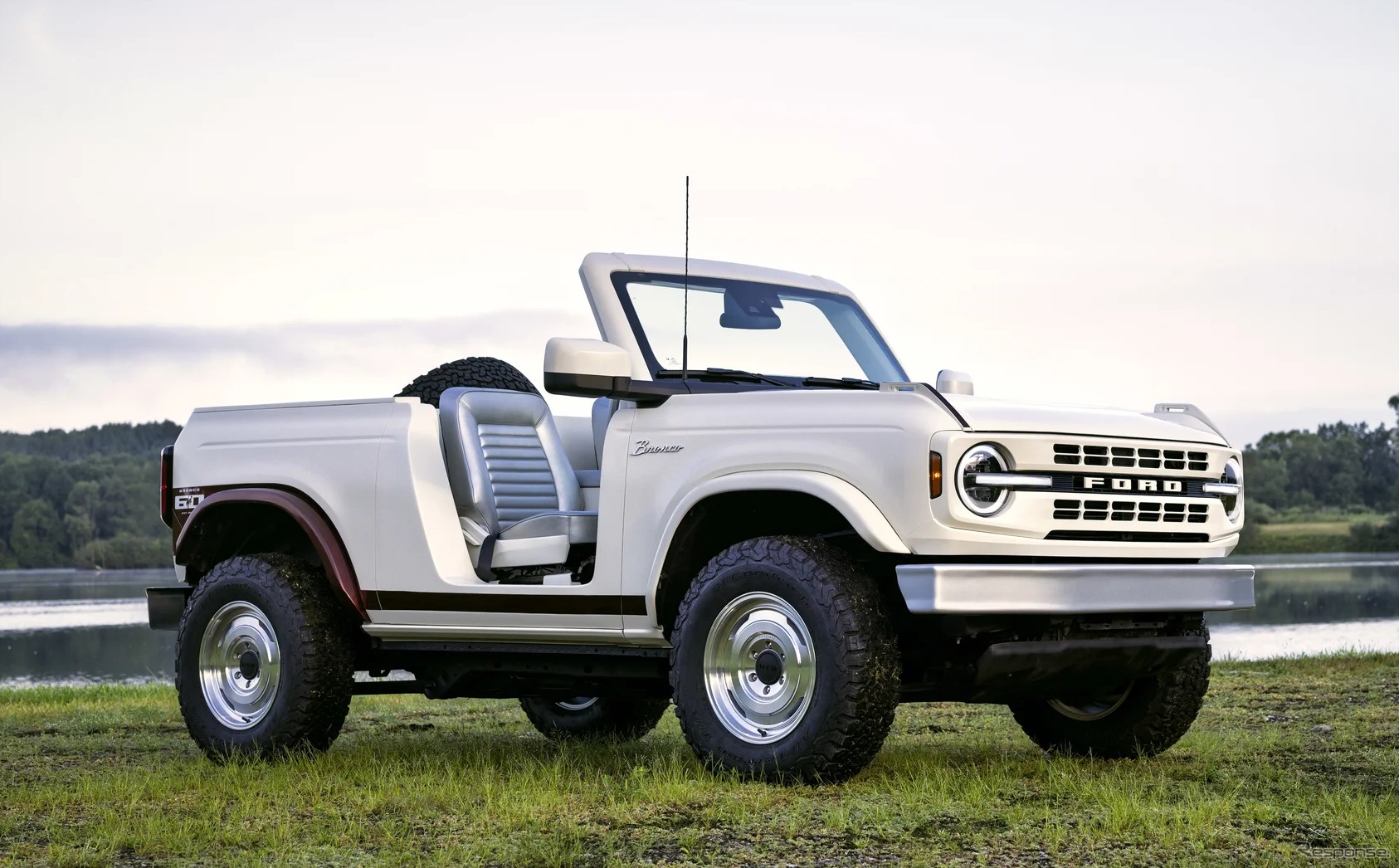 Ford Bronco Roadster Concept: ретро-внедорожник в единственном экземпляре вернул дух первого поколения
