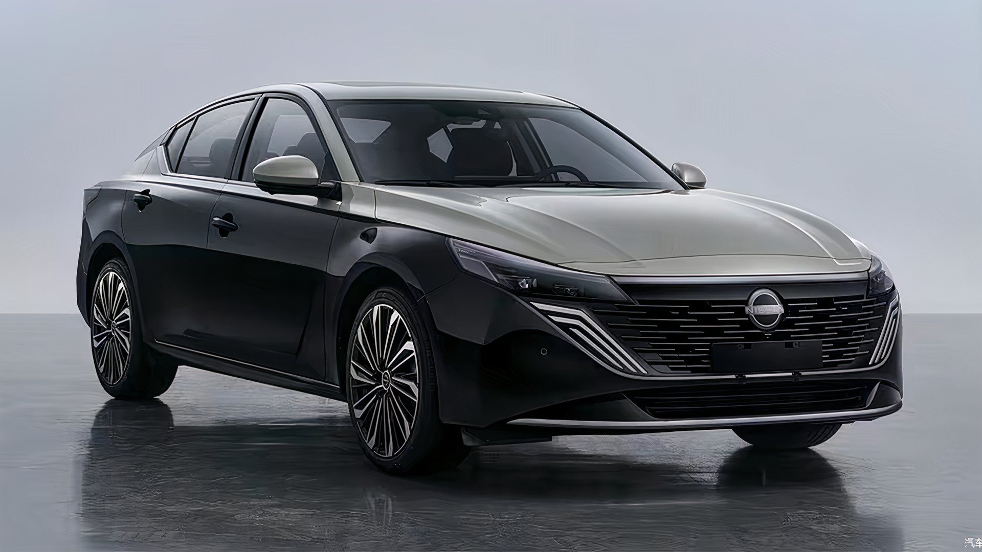 Nissan Teana обновилась для Китая: рестайлинг с двухцветным кузовом и турбомотором на 243 силы