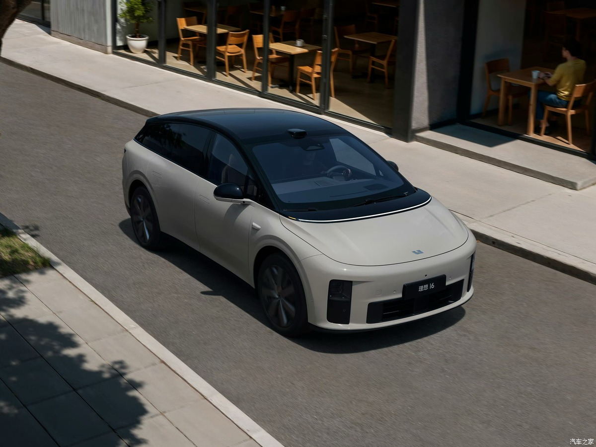 Li i6 дебютирует 26 сентября: электрокросс с запасом хода до 720 км и быстрой зарядкой за 10 минут