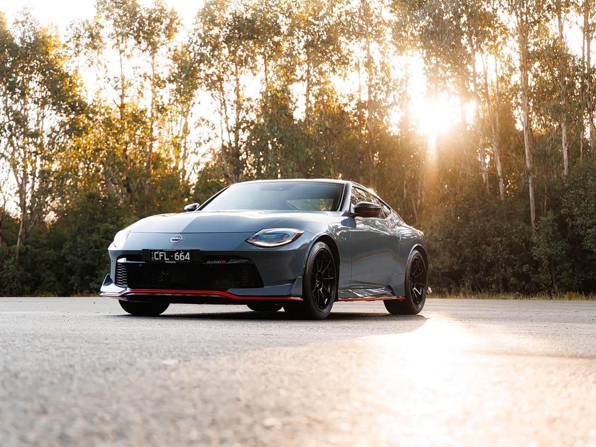 Nissan Z NISMO получит долгожданную «механику»: фанаты дождались третьей педали