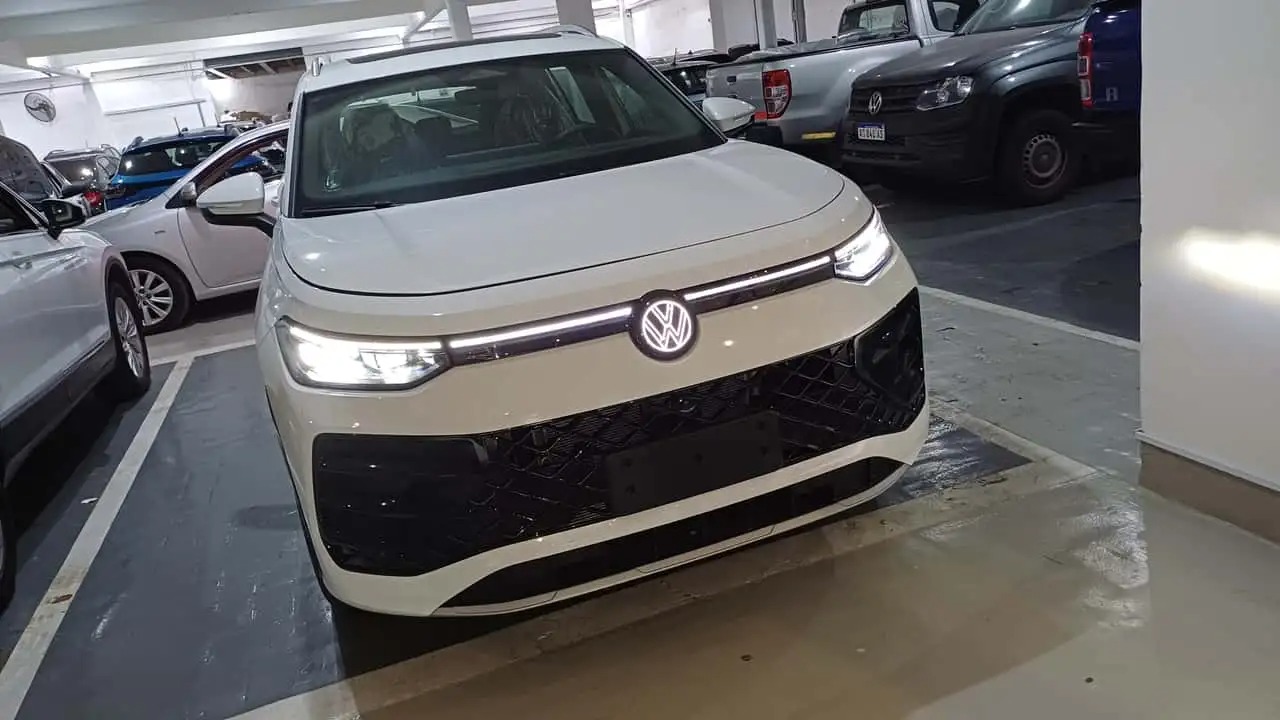 Volkswagen Tiguan третьего поколения лишился семиместной версии и стал глобальным: старт продаж в Аргентине 23 сентября