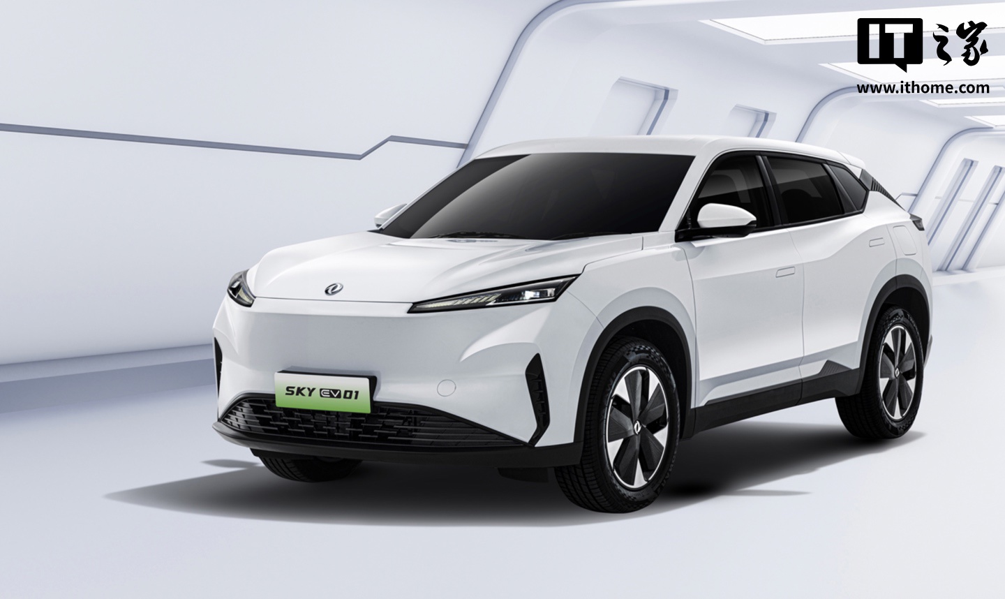 Dongfeng Sky EV01 получил две новые версии: больше подушек, мощнее мотор и запас хода до 530 км