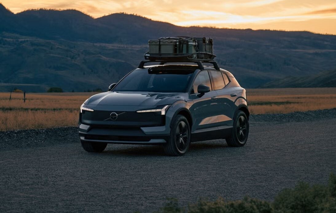 Volvo EX30 Cross Country: электрический кроссовер для города и бездорожья появился на новом рынке