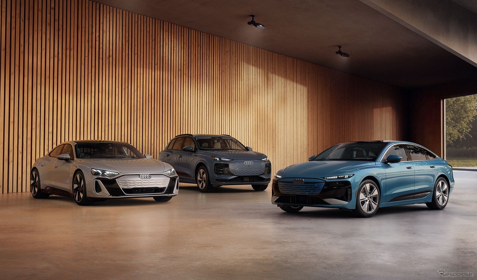 Audi e-tron получит доступ к Tesla Supercharger: новые адаптеры и 28 000 быстрых зарядок для владельцев электрокаров