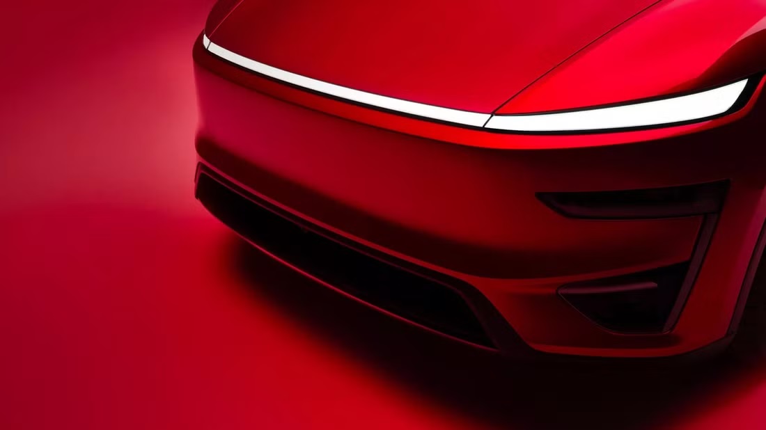 Tesla ввела семилетнюю гарантию на дорогие узлы: электромобили защищены дольше, но Cybertruck остался в стороне