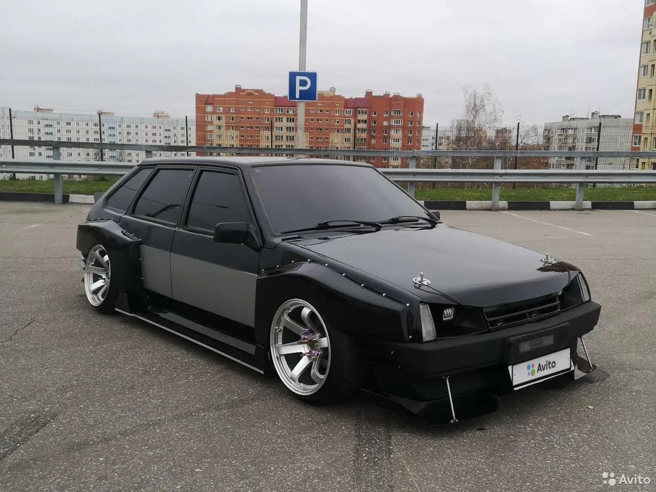 В России нашли самую «злую» ВАЗ-2109 «Девятка»: она как спорткар, а стоит — всего 250 000 рублей