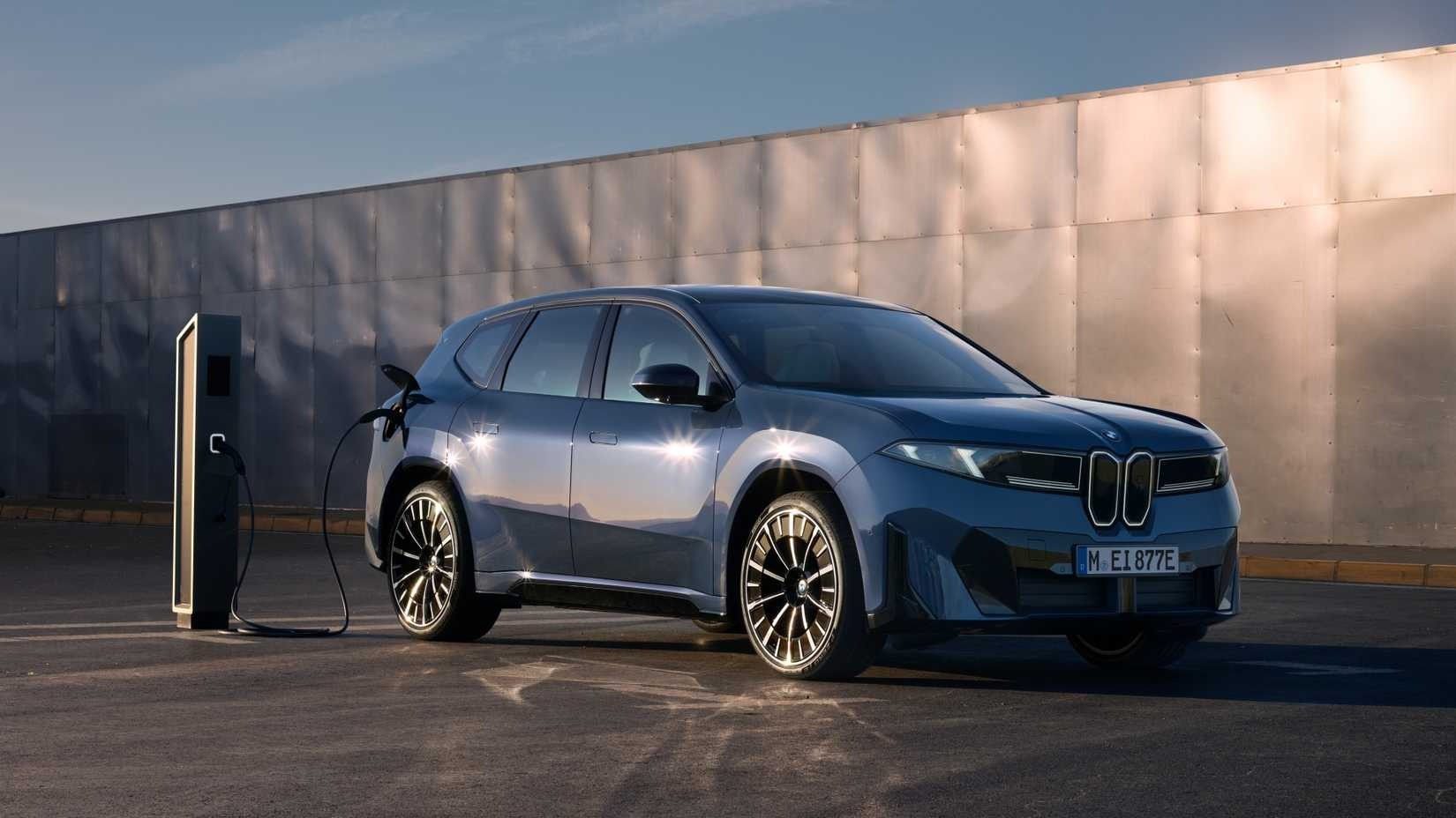 BMW и Mercedes-Benz устроят битву новинок: к 2027 году на рынок выйдут более 80 свежих моделей