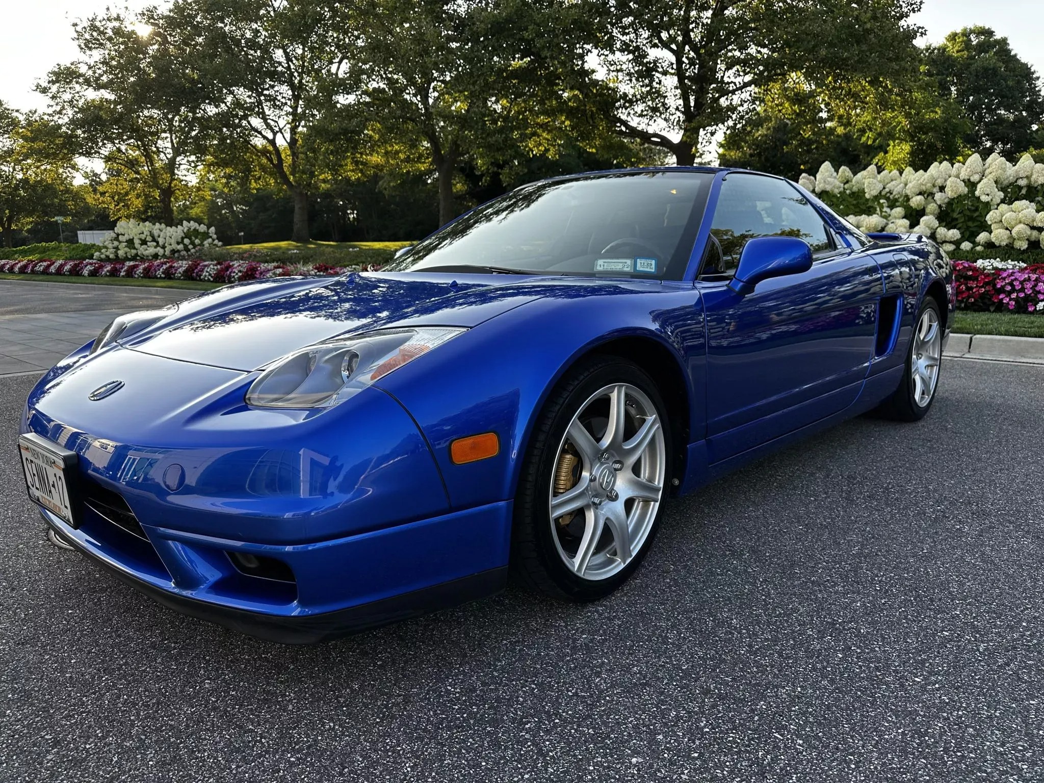 Уникальный Acura NSX-T 2005 с пробегом 4300 миль и одним владельцем выставлен на аукцион в США