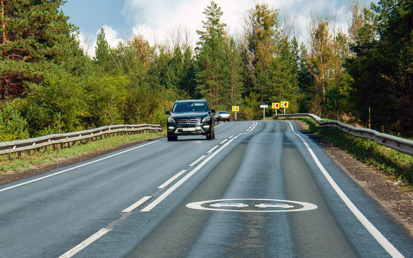 Разметка 1.11: когда можно пересекать и сколько заплатите за ошибку в 2025 году