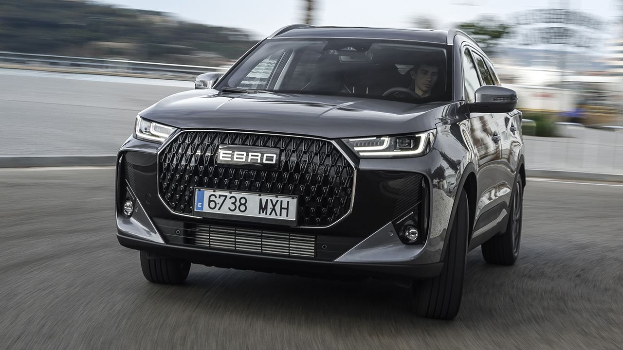 EBRO S700 стал бестселлером в Испании и обрушил цену: теперь дешевле KIA и Hyundai