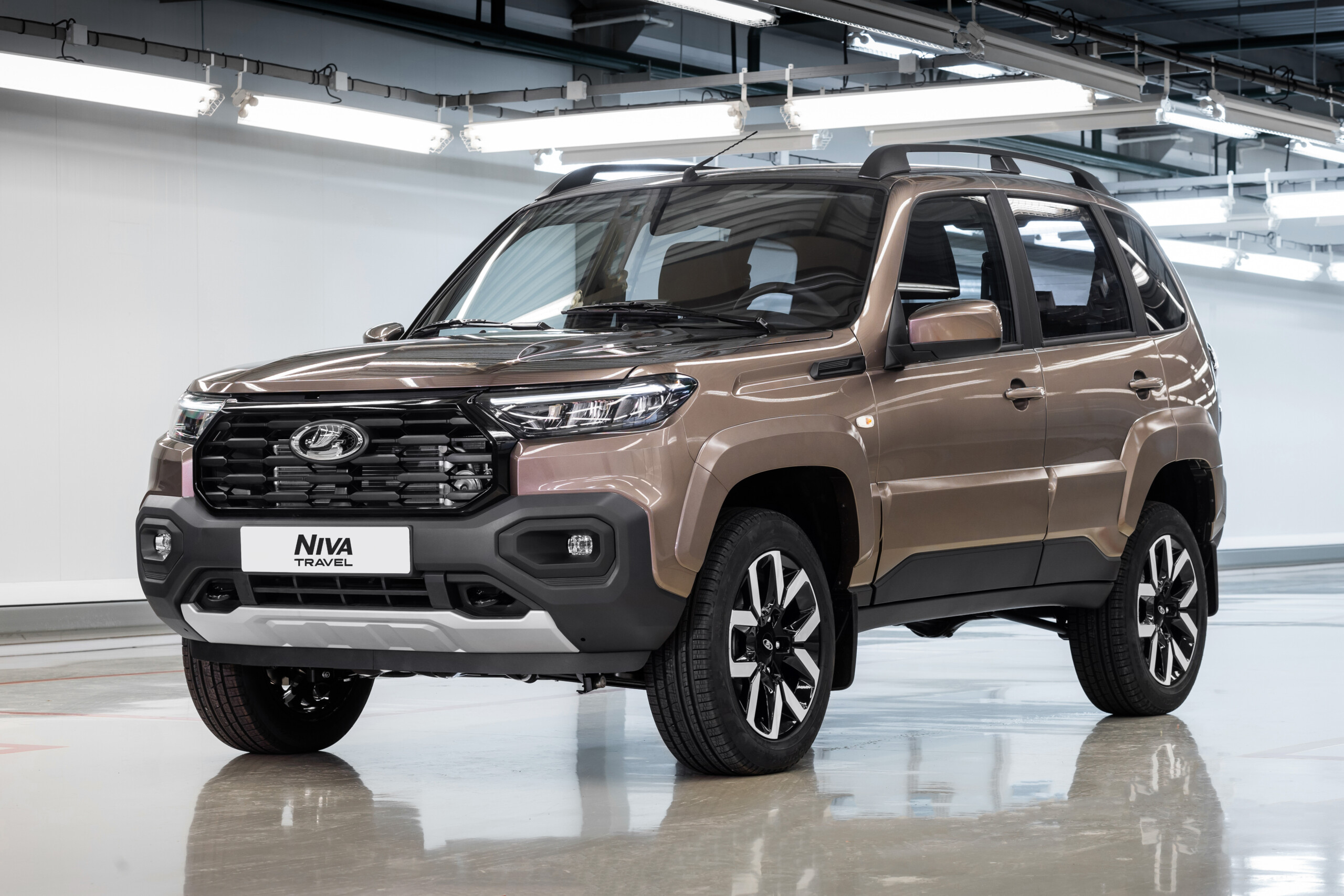 Lada Niva Travel обновилась и удвоила продажи: новый мотор и свежий дизайн уже на подходе