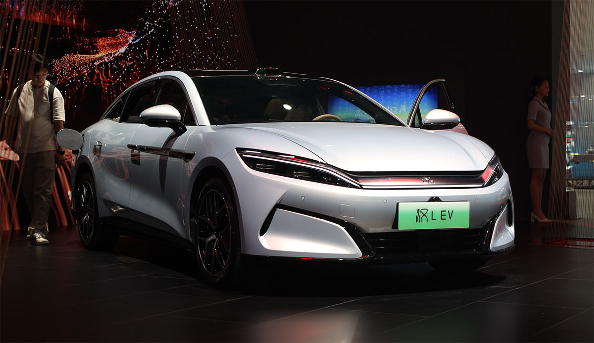 BYD выбрала Испанию для третьего завода в Европе: дешёвое электричество и обход пошлин ЕС