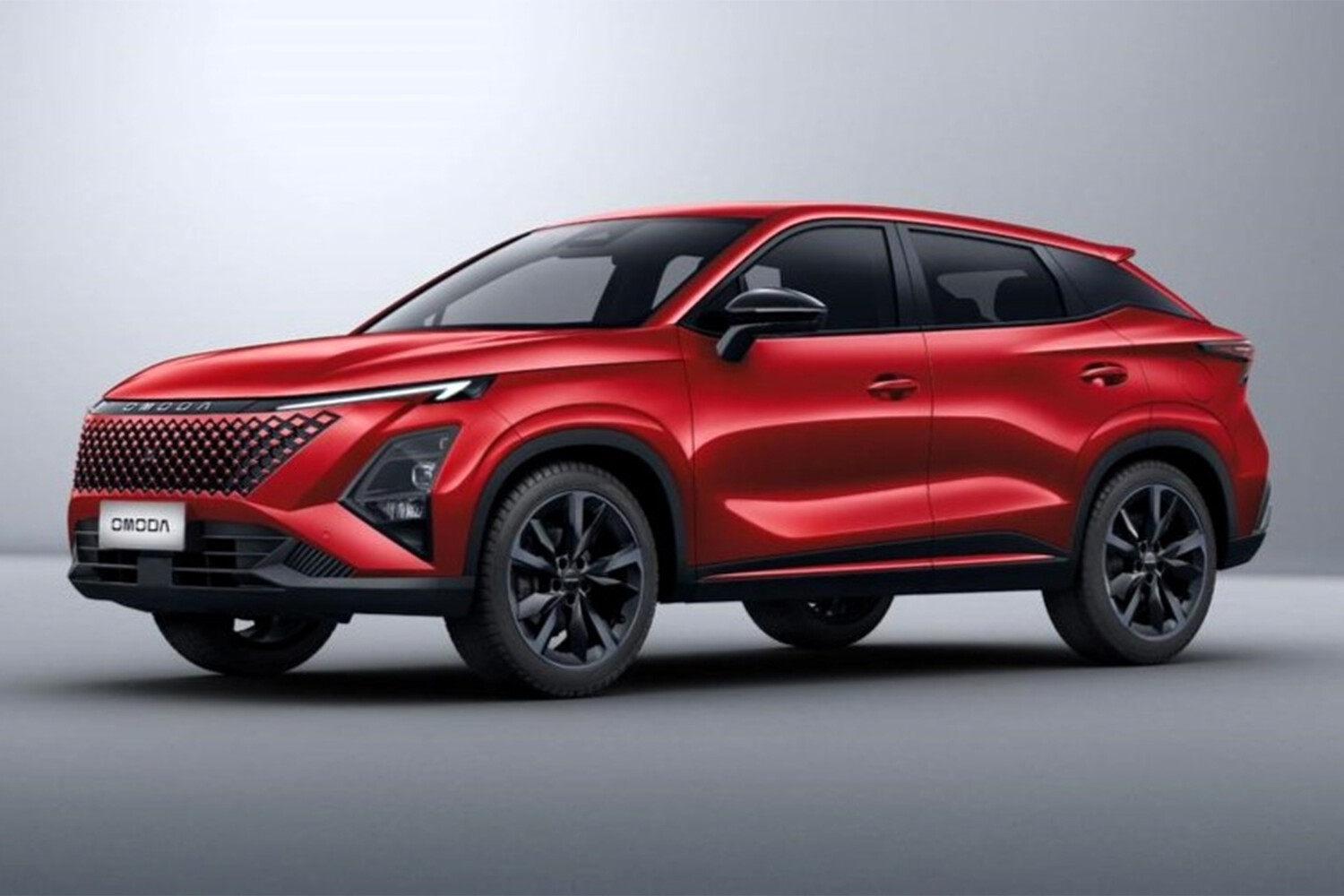 Omoda C5 подорожал на 100 тысяч: обновленный кроссовер стал дороже для россиян