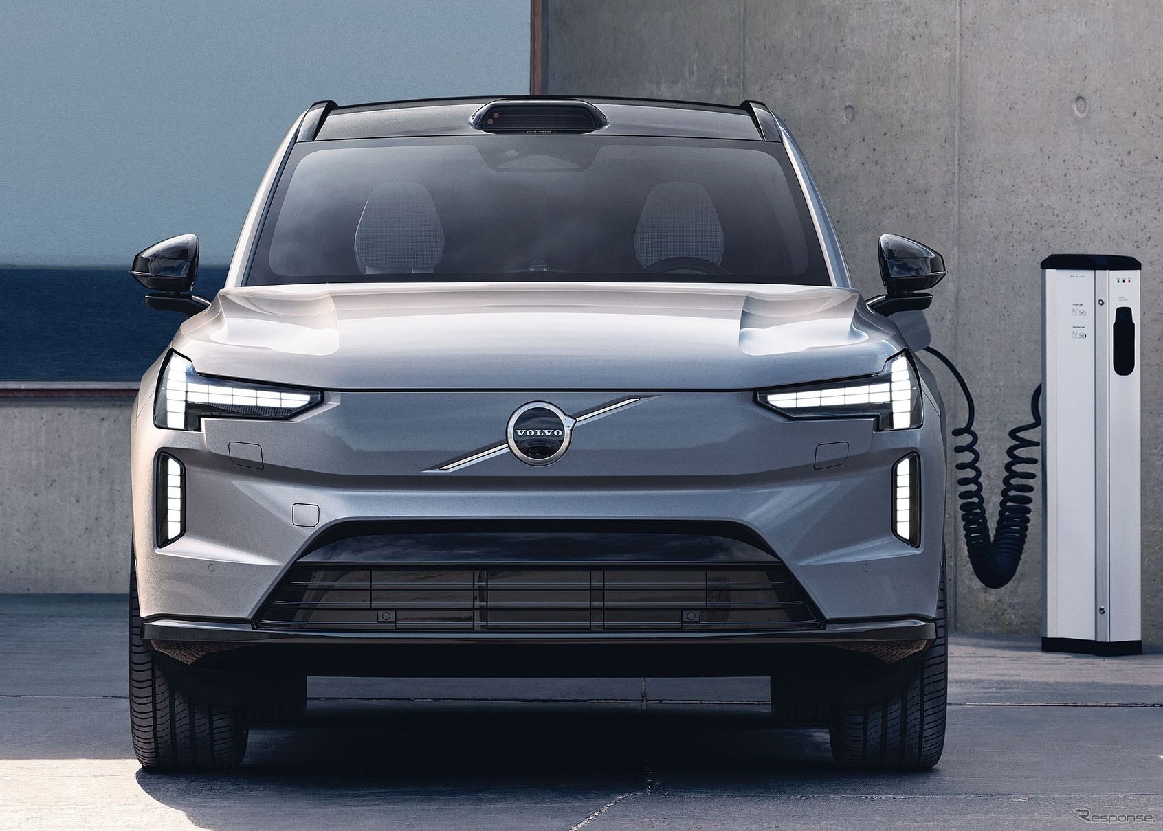 Volvo даст год бесплатной домашней зарядки новым владельцам электромобилей в Швеции