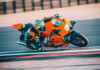 KTM 990 RC R: новый суперспорт с гоночным характером и «хищным» дизайном представлен официально