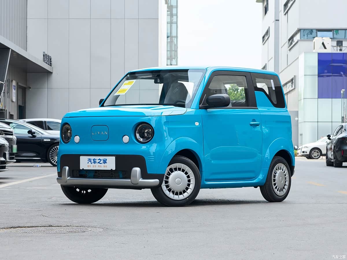 Мини-электрокар Blue Balloon получил скидку 7000 юаней и милый дизайн: старт продаж с подарками и запасом хода 210 км