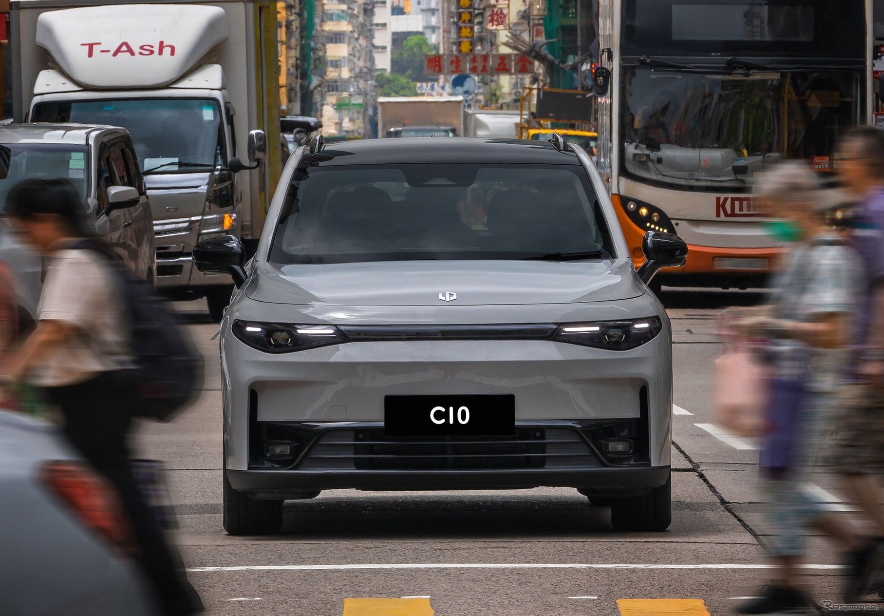 Stellantis выводит Leapmotor на рынок Бразилии: электровнедорожники C10 и B10 с ультрагибридом и партнерами