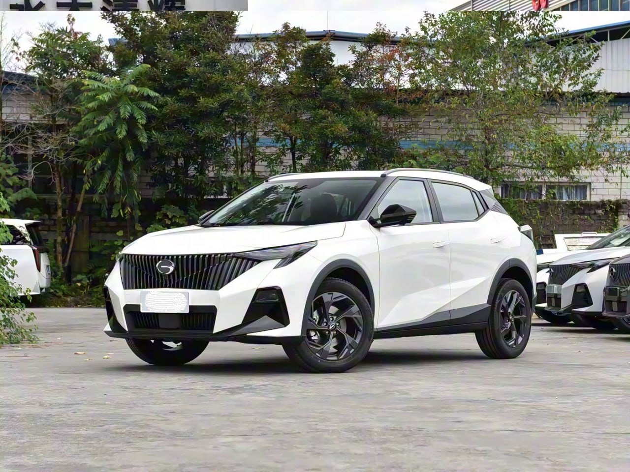 В Китае дебютировал кроссовер GAC GS3 2026 с увеличенным экраном и новым оснащением