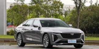 Cadillac CT6 нового поколения дебютирует 22 октября: магнитная подвеска, изогнутый 34-дюймовый экран и мотор 2.0 Turbo