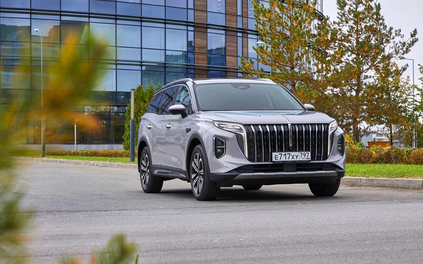 Hongqi HS7: роскошь по-китайски с британским акцентом и неожиданными компромиссами