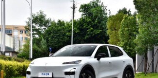 Компактный электрокросс Changan Deepal S05 получил скидку и запас хода 620 км: старт продаж по цене от 1,3 млн рублей