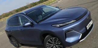 Гибридный Geely EX5 EM-i: тест-драйв первого подзаряжаемого кроссовера марки для России