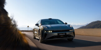 Zeekr компенсирует налог на покупку и начислит бонусы за долгую доставку авто в 2026 году