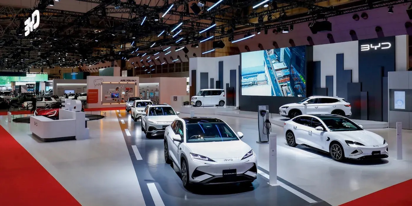 BYD рвёт Европу: продажи взлетели на 207%, Tesla теряет позиции