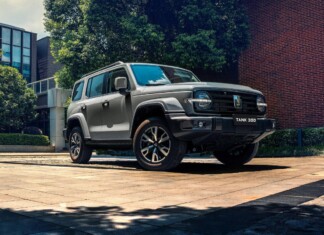 Внедорожник Tank 300 выходит в России: новые комплектации, свежий дизайн и цены от 4,3 млн рублей