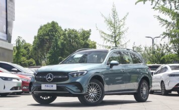 События дня: премьера Bentley Supersports, старт продаж удлиненного Mercedes-Benz GLC, почему разряжается аккумулятор