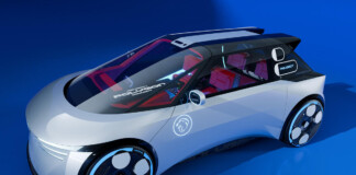 Peugeot Polygon получил «кошачий» дизайн будущего и руль Hypersquare: новая эра для 208 и всей линейки